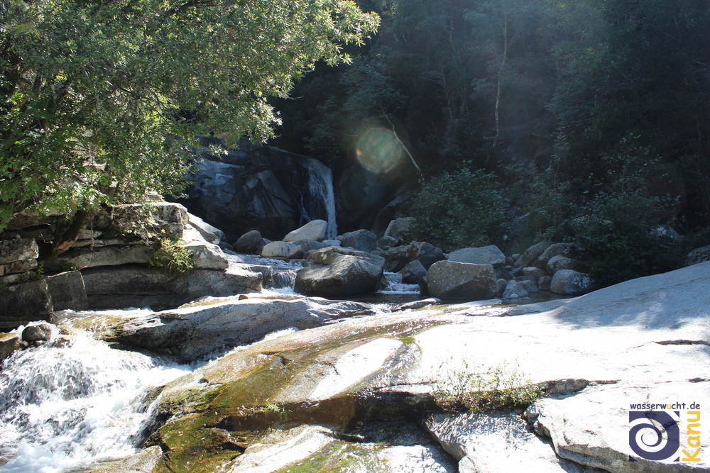 Badestelle am Wasserfall