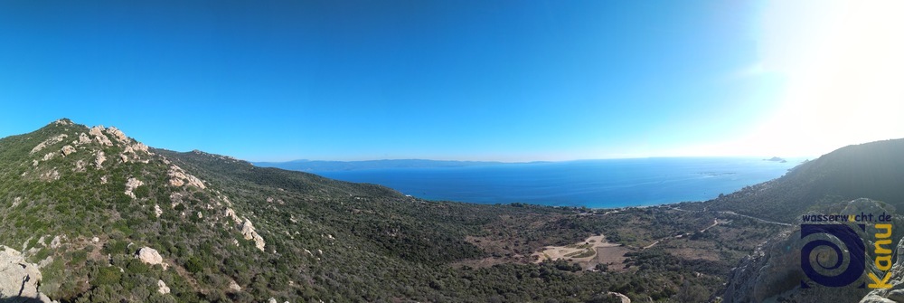 Blick vom Klettergebiet Terre Sacreé bei Ajaccio